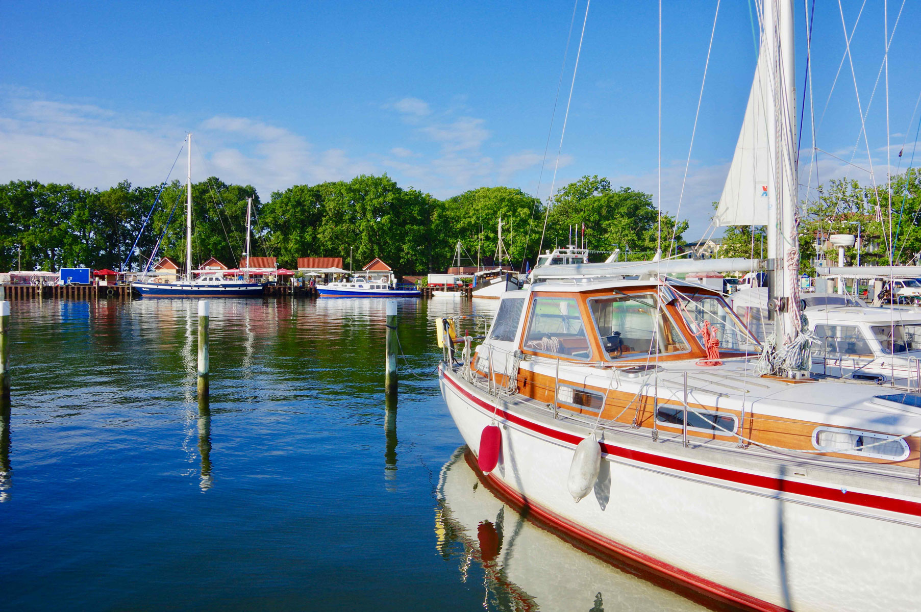 Umgebung_Bild-vom-Hafen.jpg